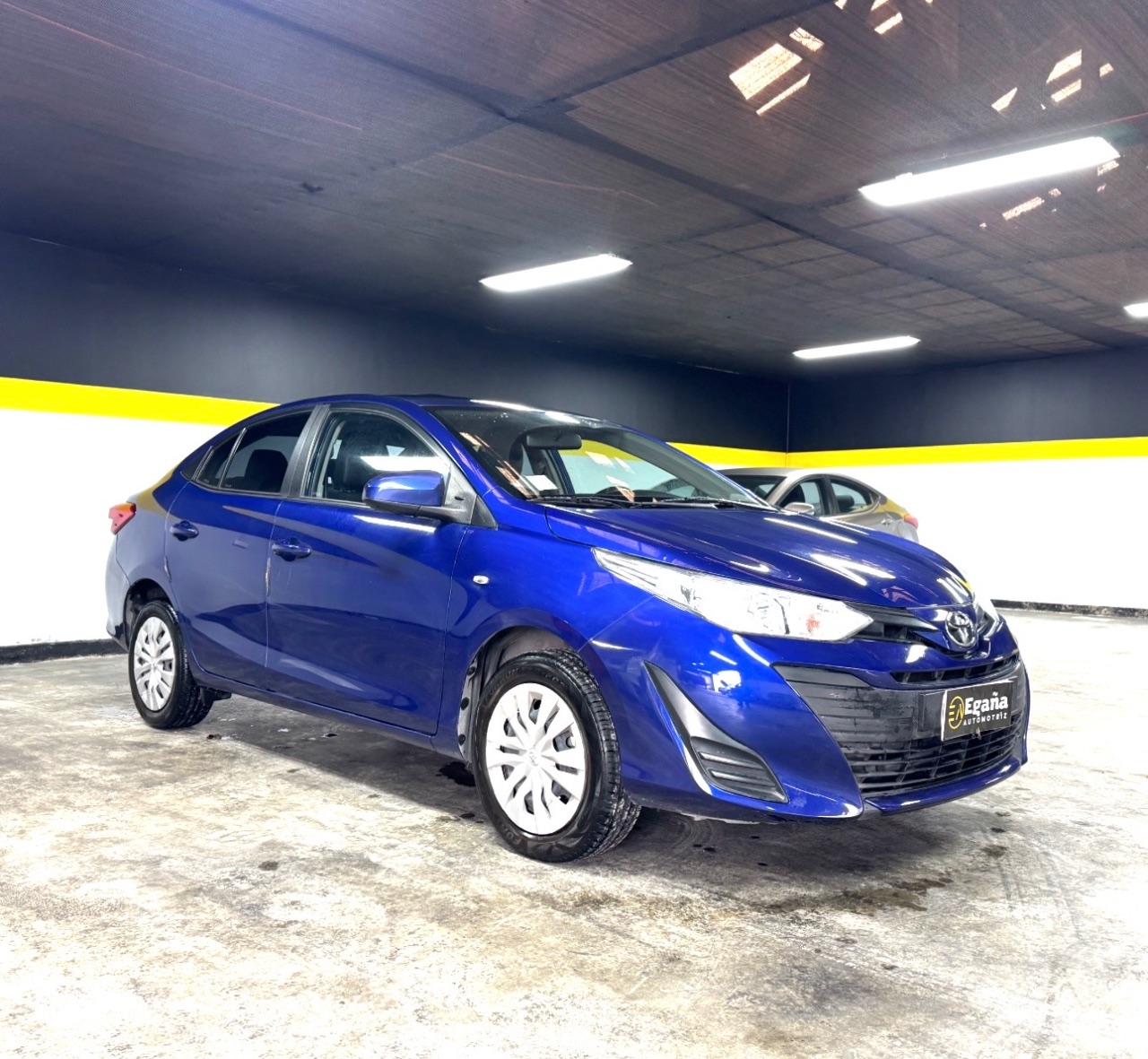 Toyota Yaris — foto 4 de 9