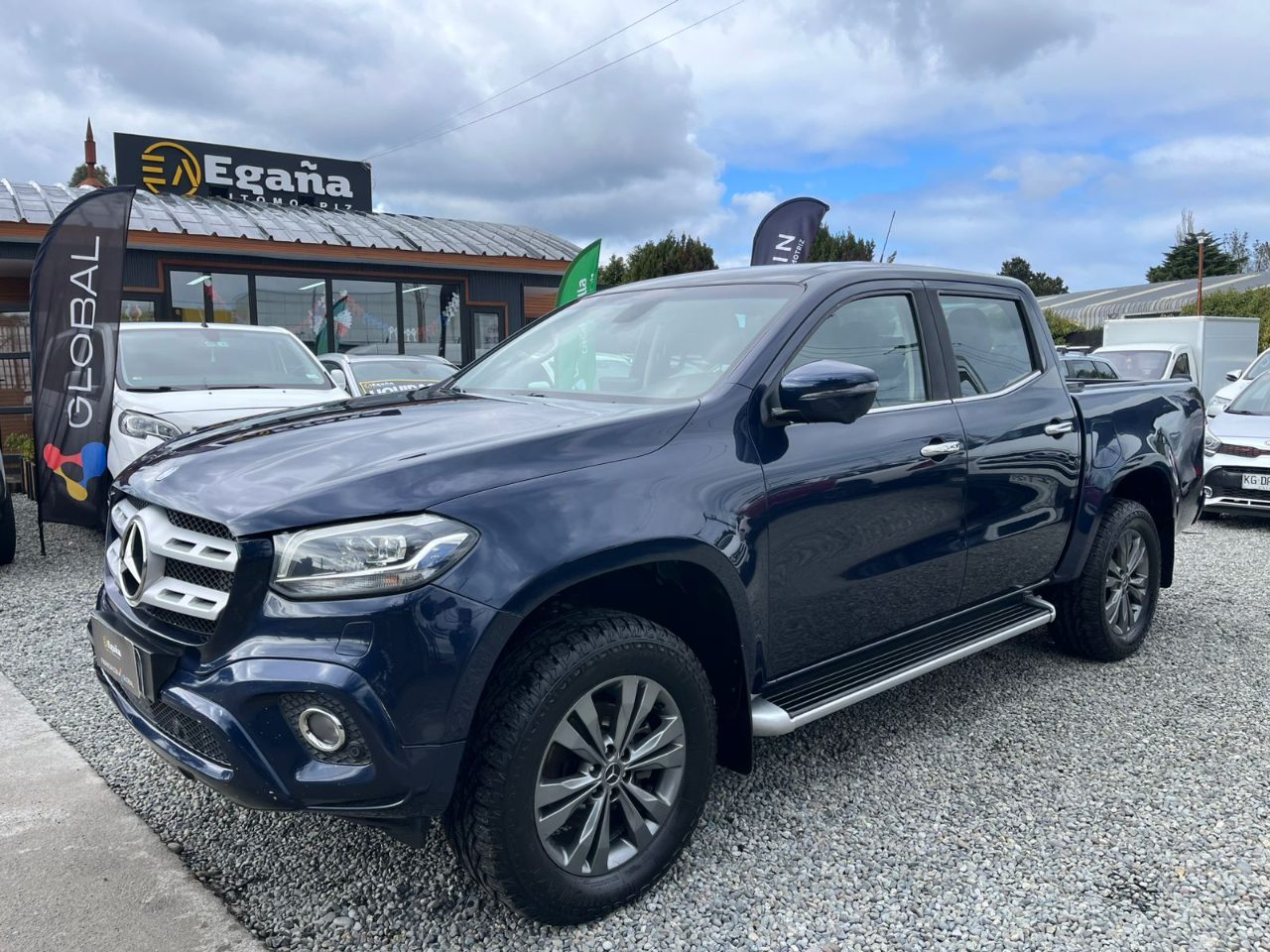 Mercedes-Benz X250 — foto 7 de 15