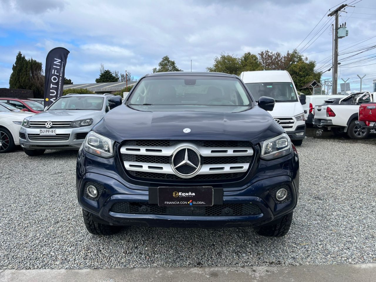 Mercedes-Benz X250 — foto 10 de 15