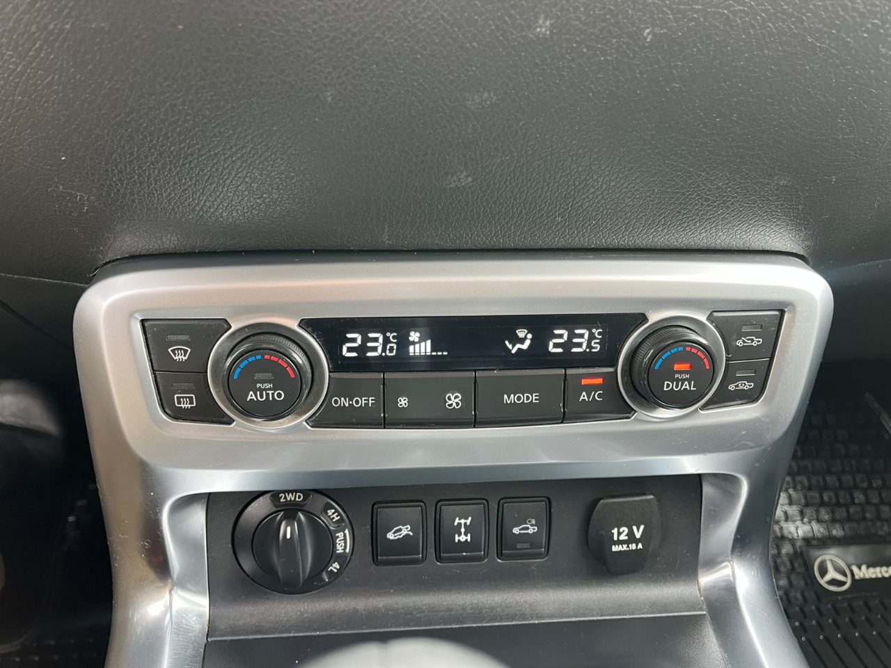 Mercedes-Benz X250 — foto 14 de 15