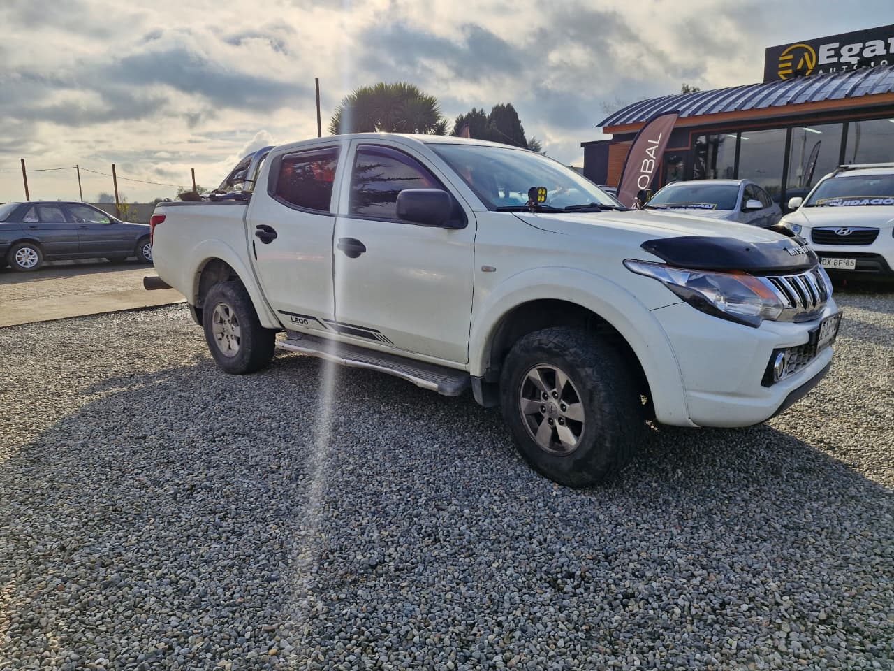 Mitsubishi L200 Work — foto 6 de 7