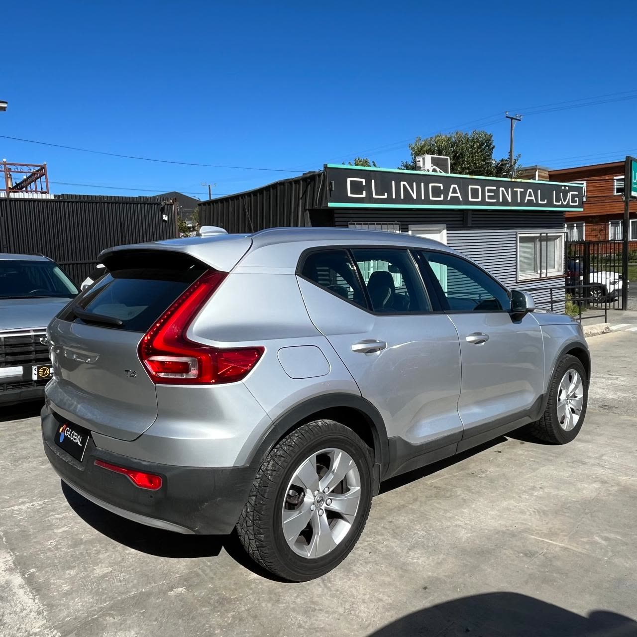 Volvo Xc40 — foto 2 de 15