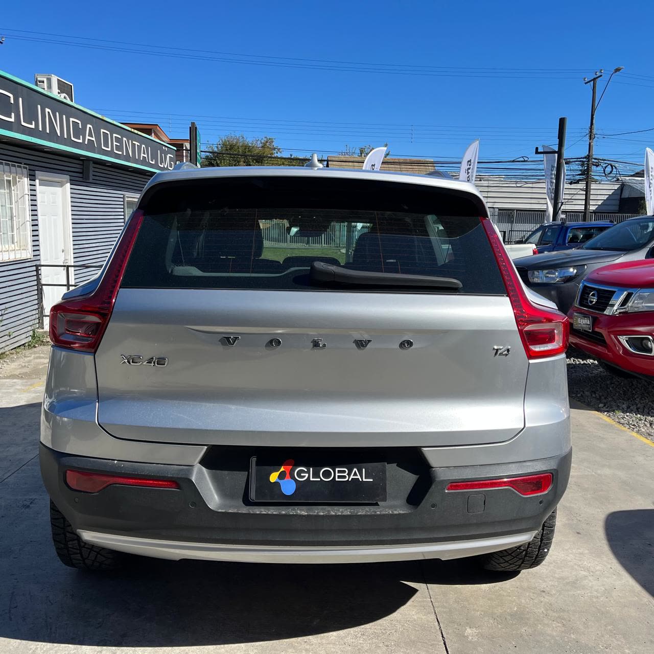 Volvo Xc40 — foto 12 de 15