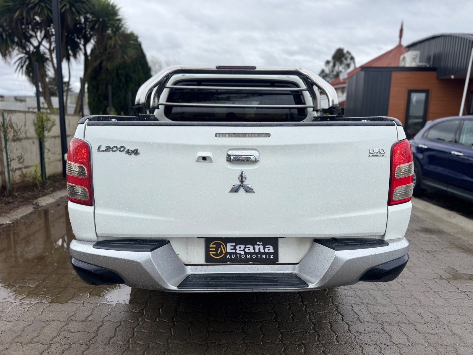 Mitsubishi L200 — foto 5 de 12