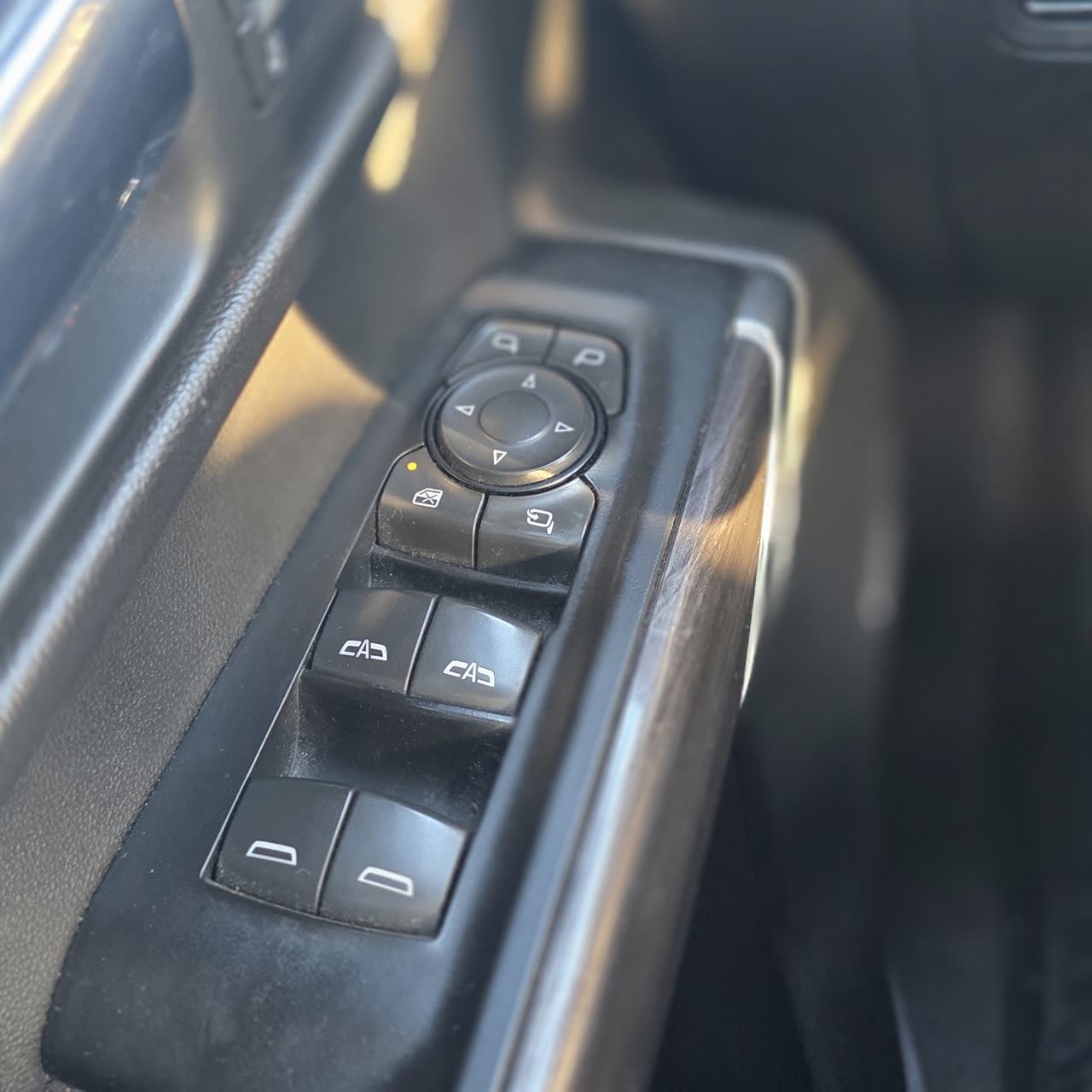 Chevrolet Silverado — foto 10 de 11