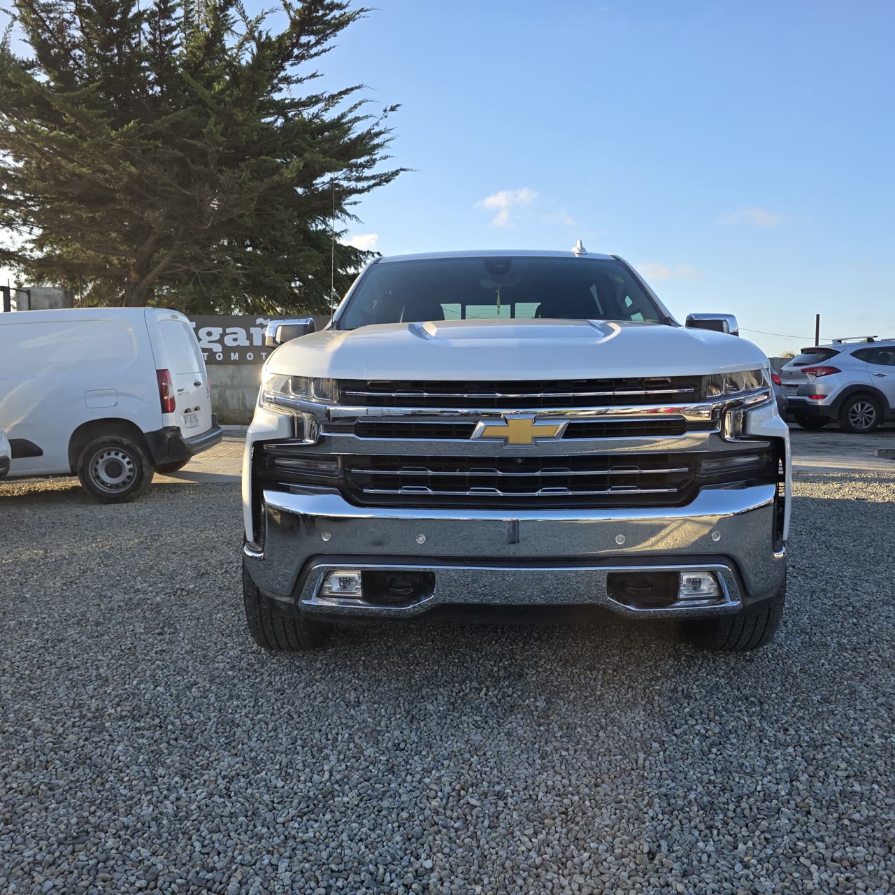 Chevrolet Silverado — foto 2 de 11