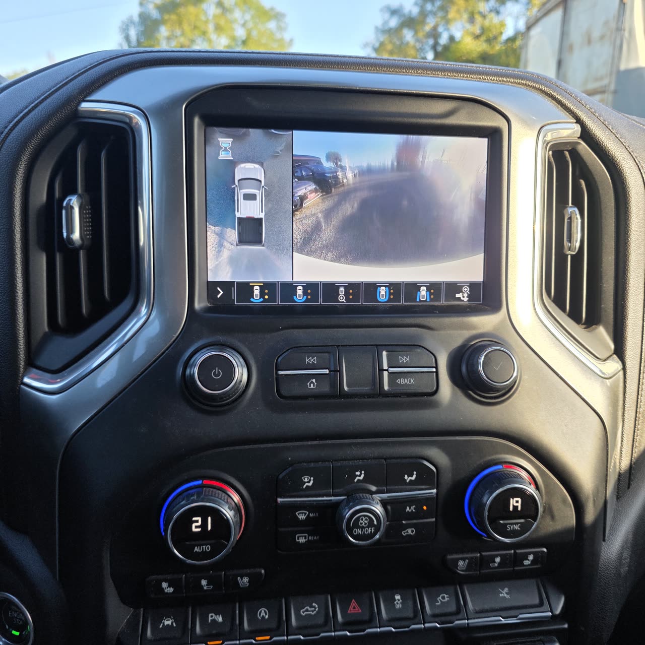 Chevrolet Silverado — foto 5 de 11