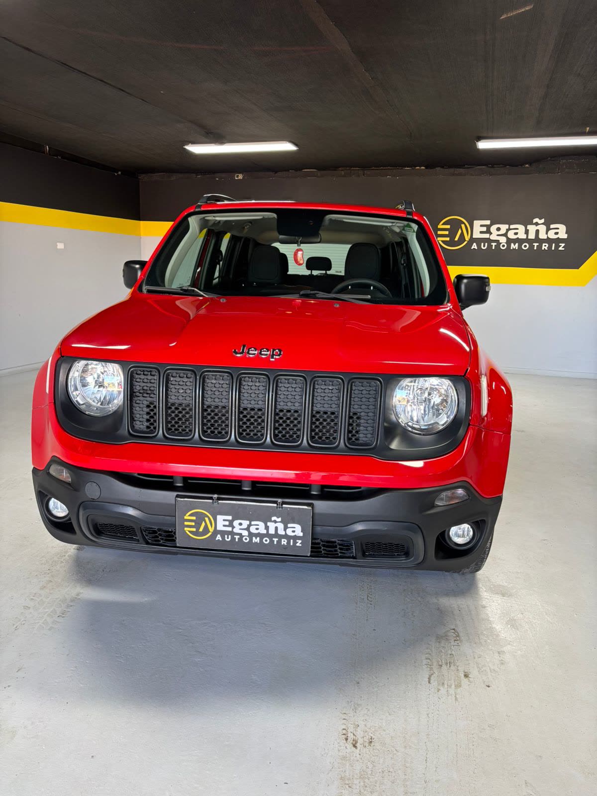 Jeep Renegade Sport — foto 14 de 14