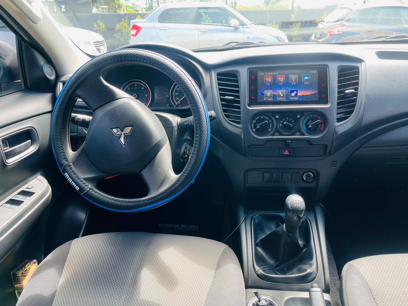 Mitsubishi L200 — foto 10 de 15