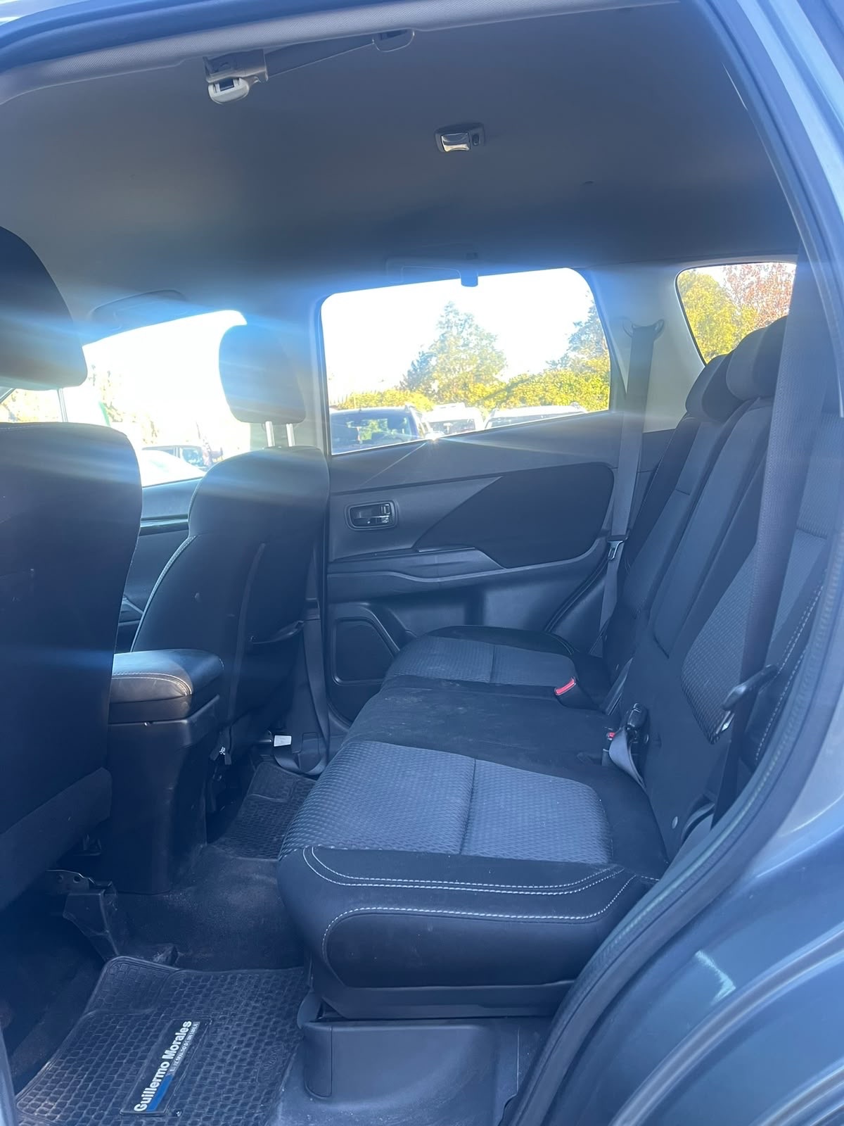 Mitsubishi Outlander — foto 10 de 15
