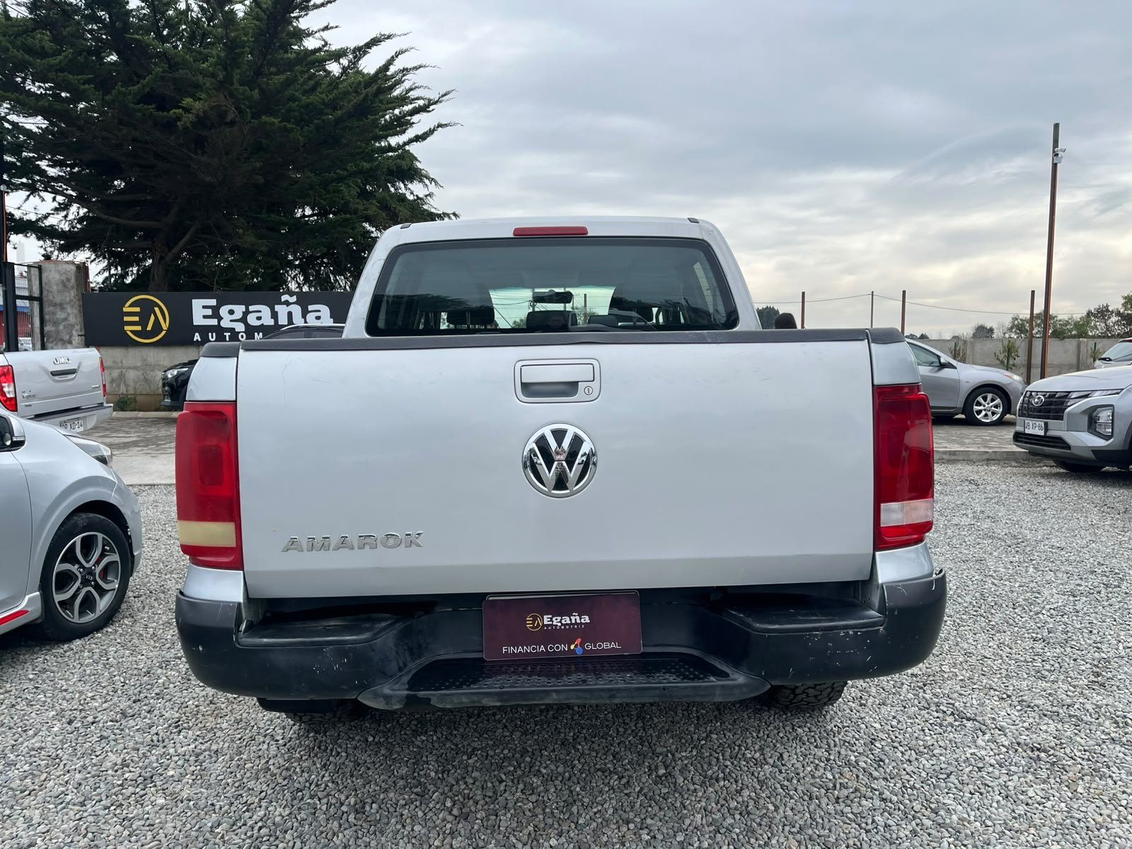 Volkswagen Amarok — foto 5 de 14