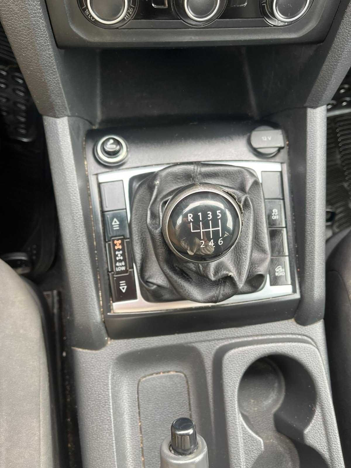Volkswagen Amarok — foto 12 de 14