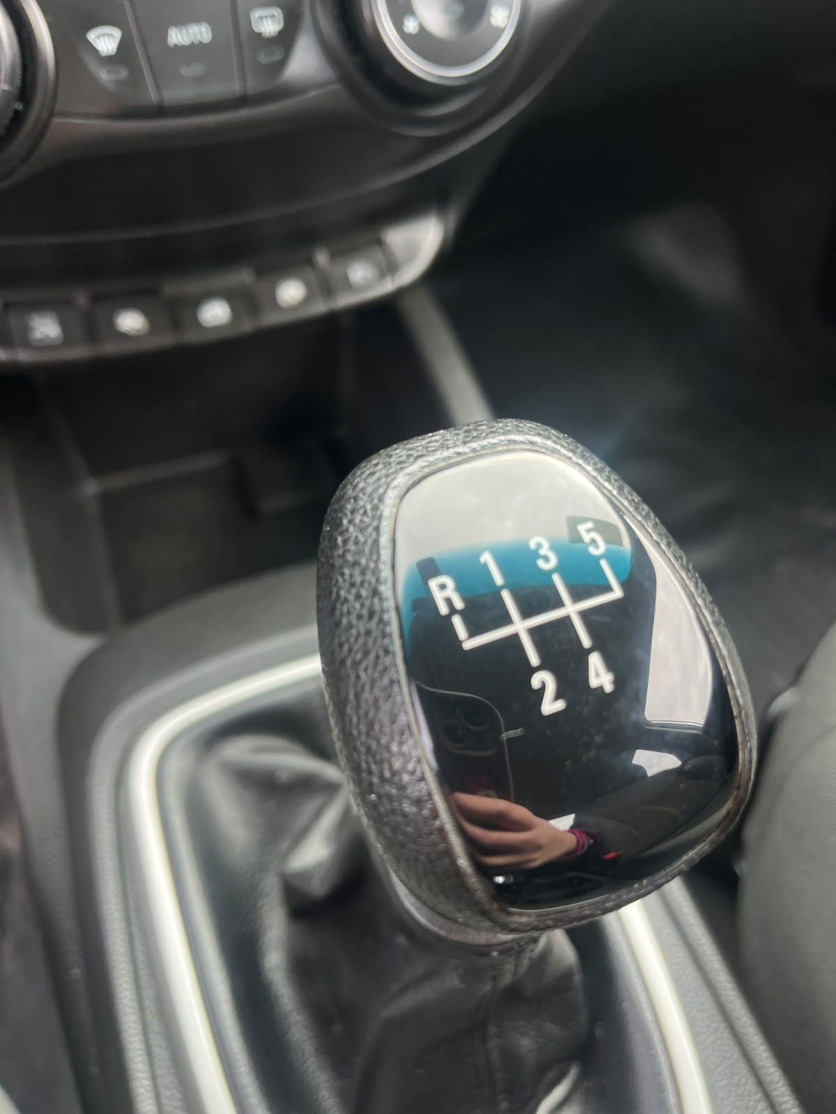 Chevrolet Sail — foto 11 de 11