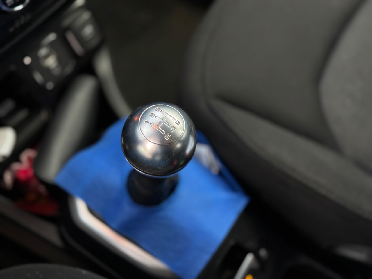 Jeep Renegade Sport — foto 12 de 12