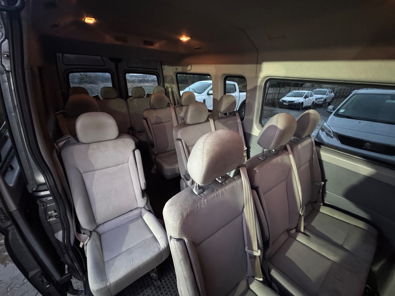 Maxus V80 Minibus 15+1 — foto 7 de 12