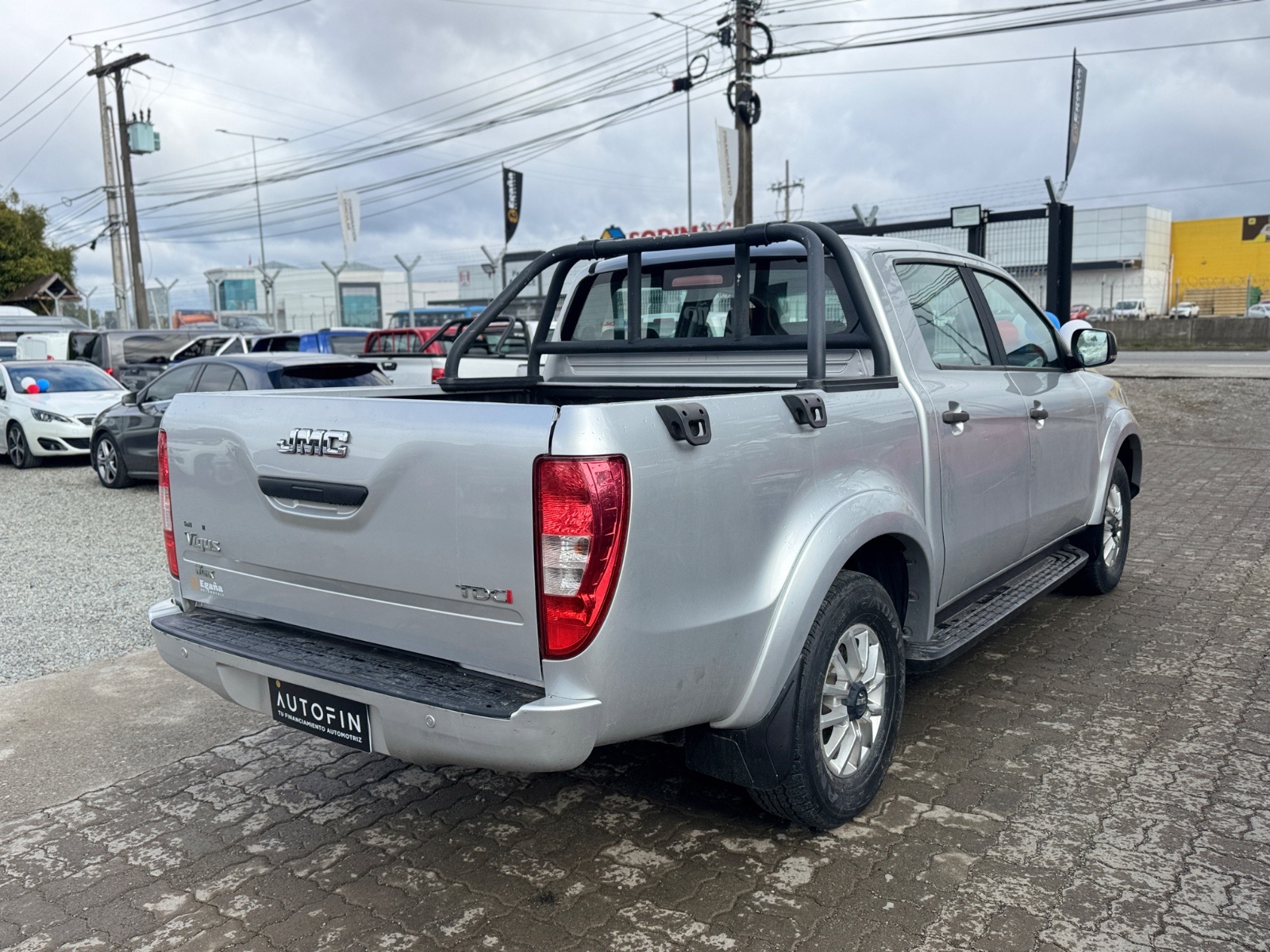 JMC Vigus — foto 4 de 11