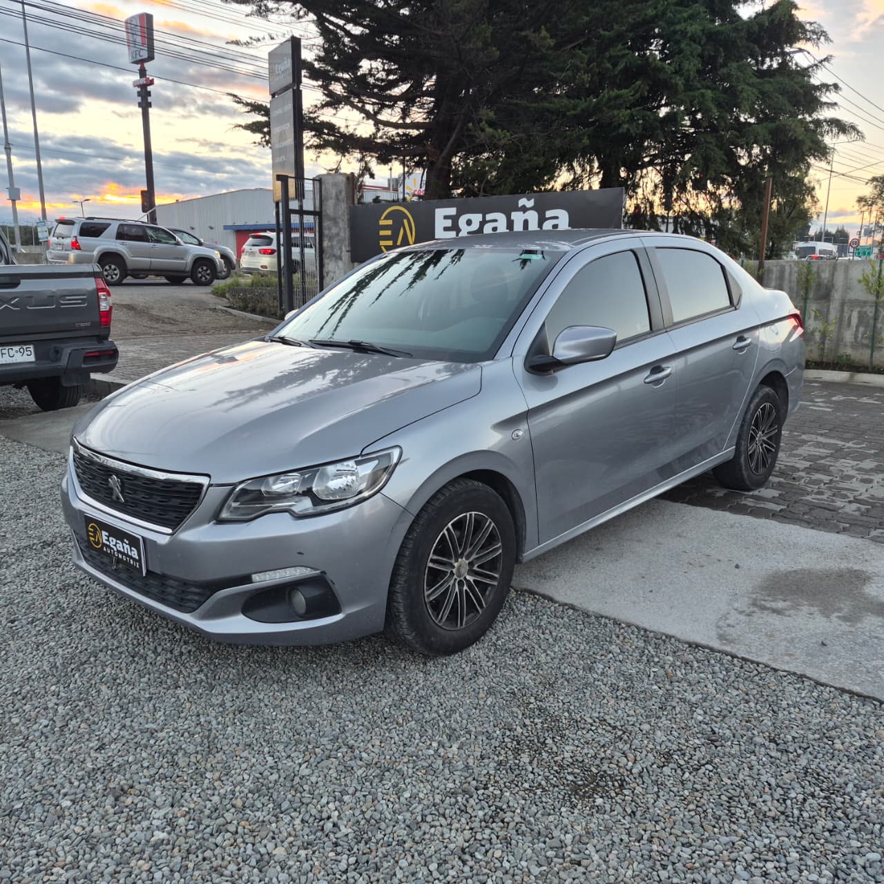 Peugeot 301 — foto 2 de 13