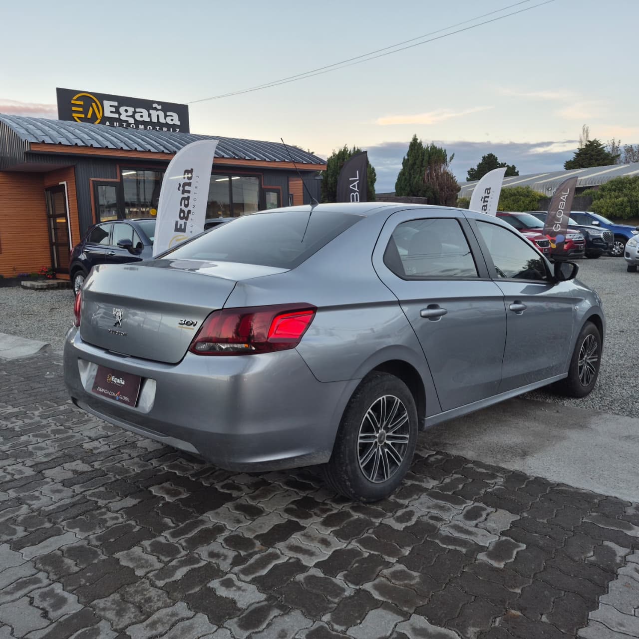Peugeot 301 — foto 5 de 13