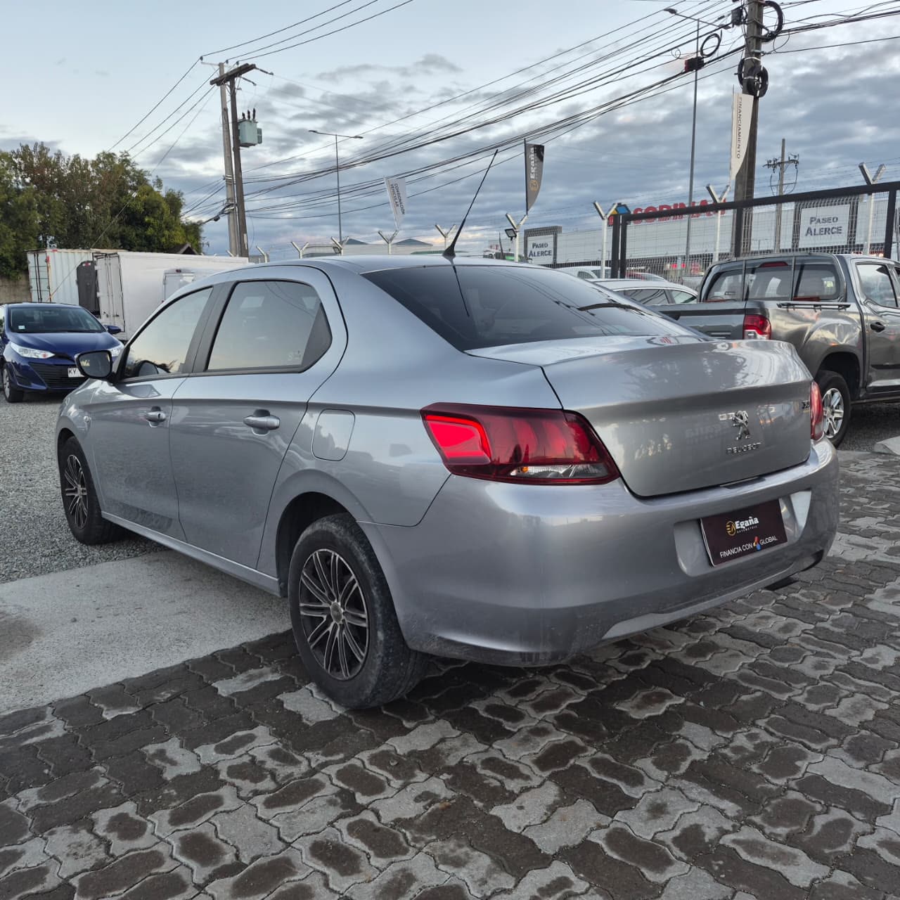 Peugeot 301 — foto 6 de 13