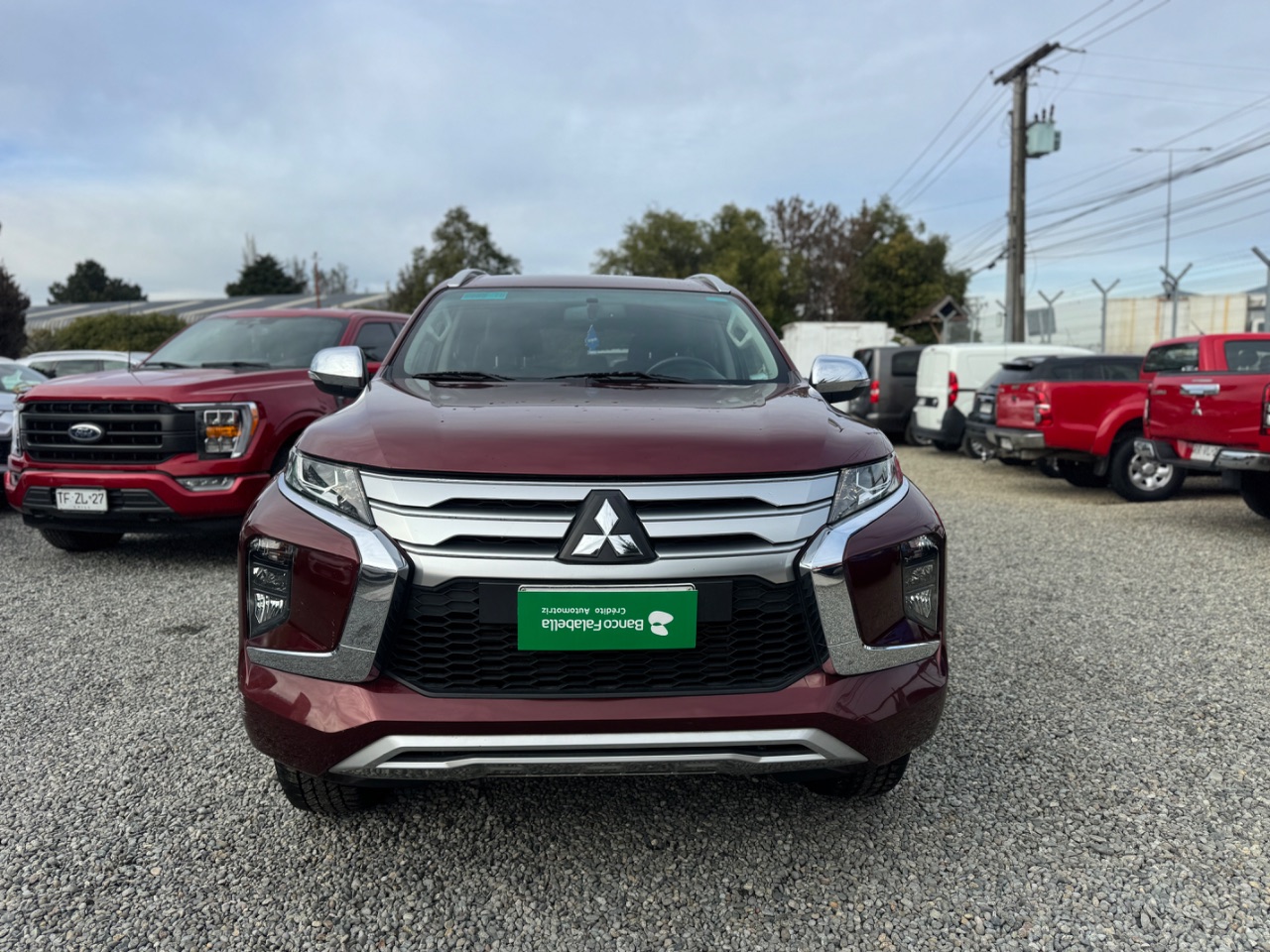 Mitsubishi Montero Sport — foto 2 de 14