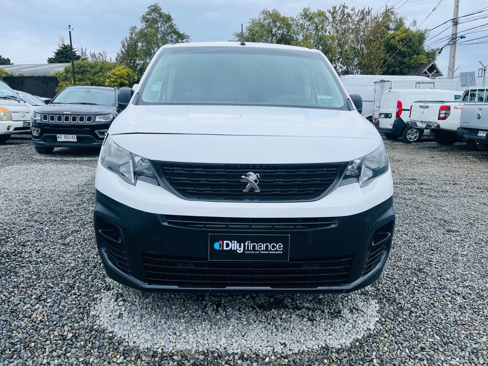 Peugeot Partner — foto 2 de 14