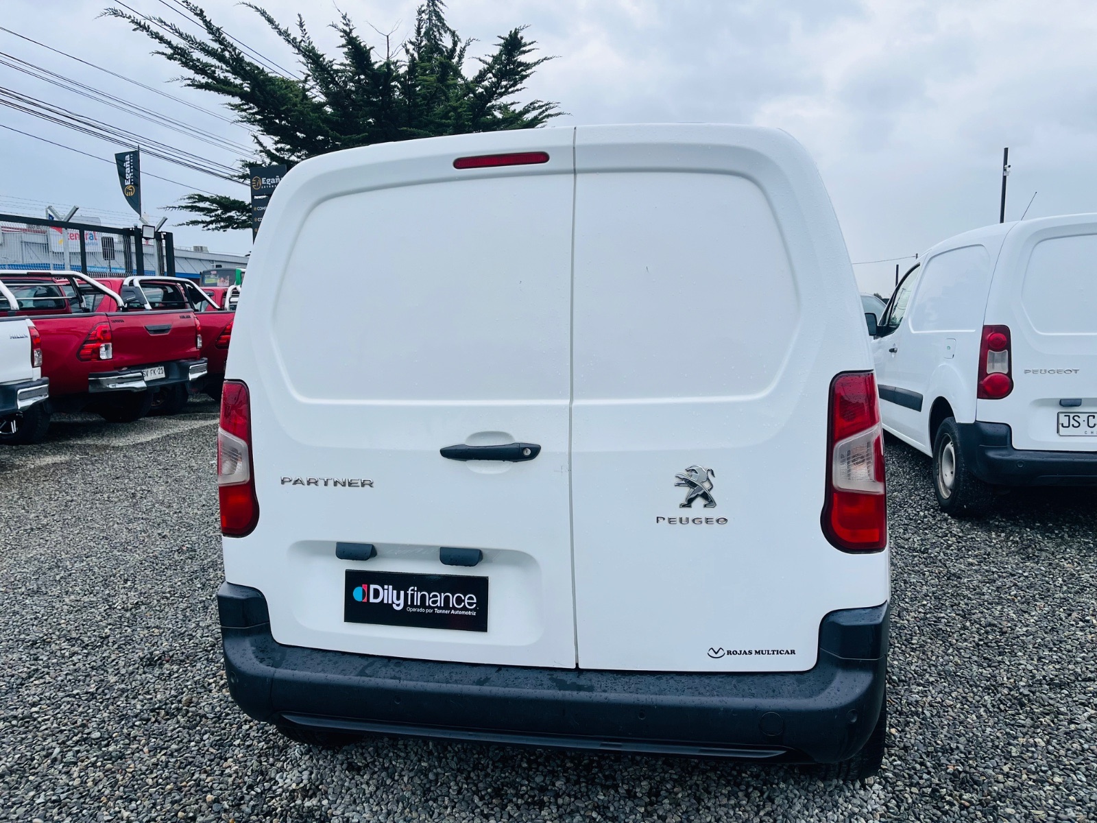 Peugeot Partner — foto 4 de 14