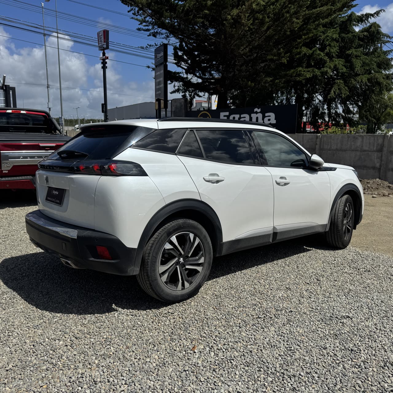 Peugeot 2008 Puretech 130 — foto 4 de 13
