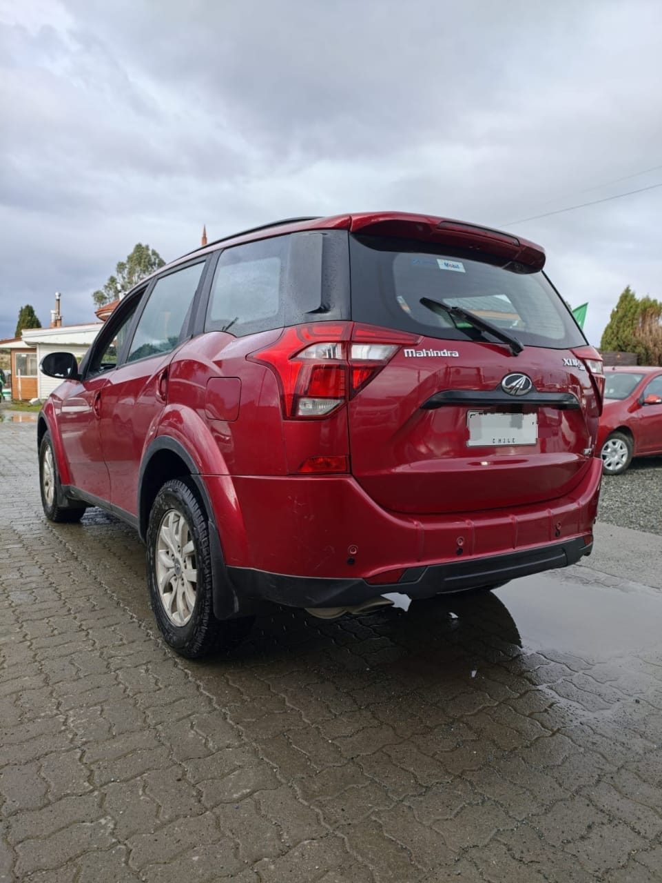 Mahindra Xuv500 — foto 12 de 12