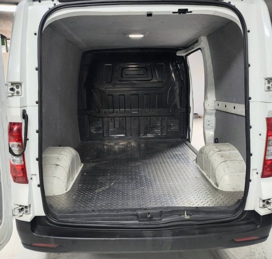 Maxus Ev30 — foto 7 de 11