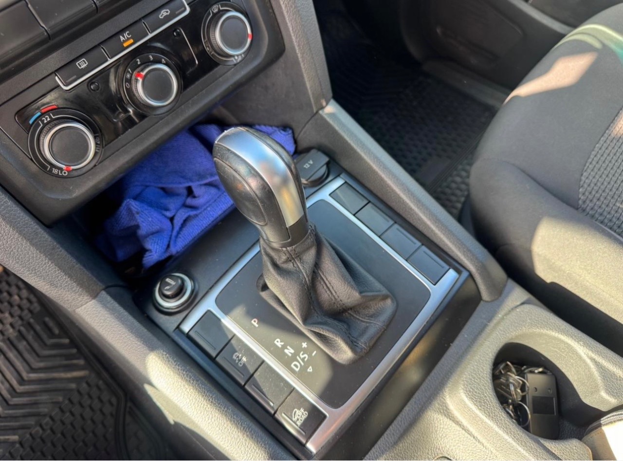 Volkswagen Amarok — foto 10 de 10