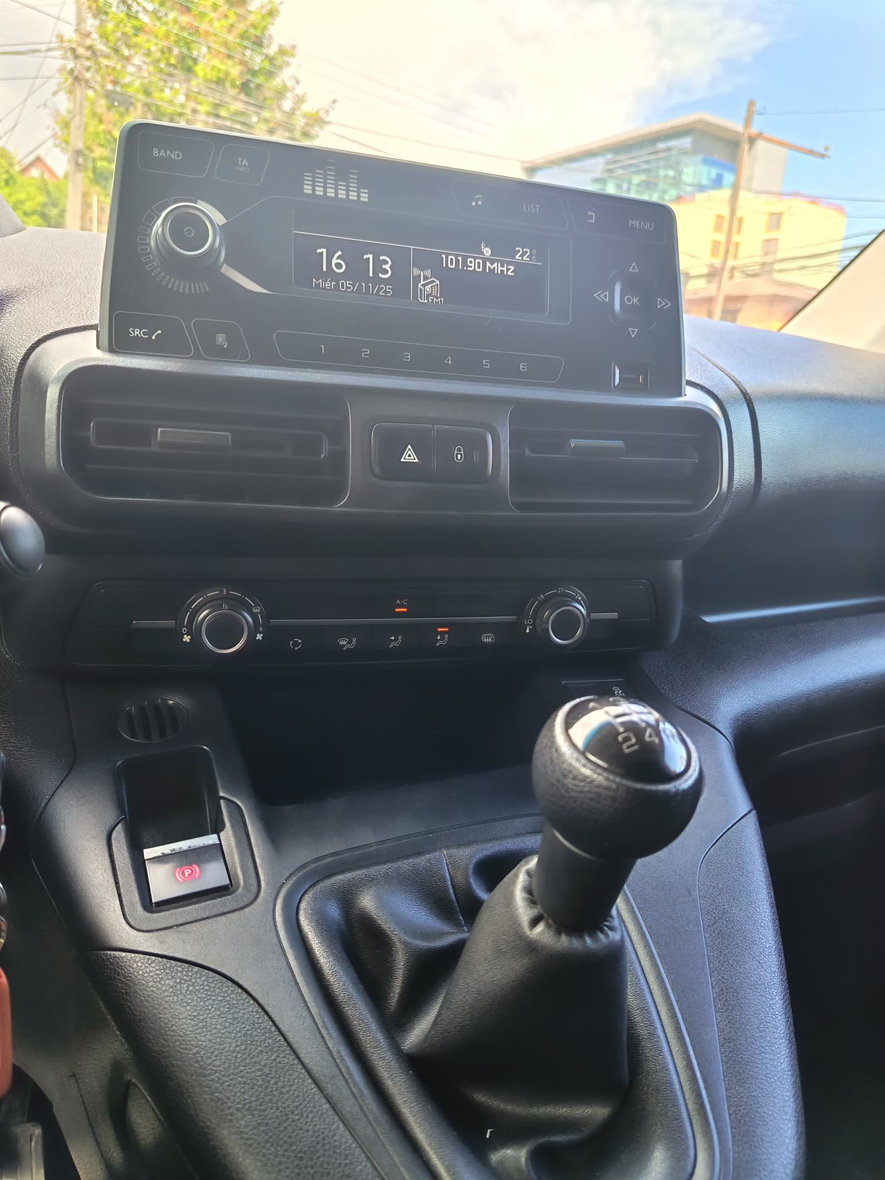 Peugeot Partner L1 — foto 3 de 14