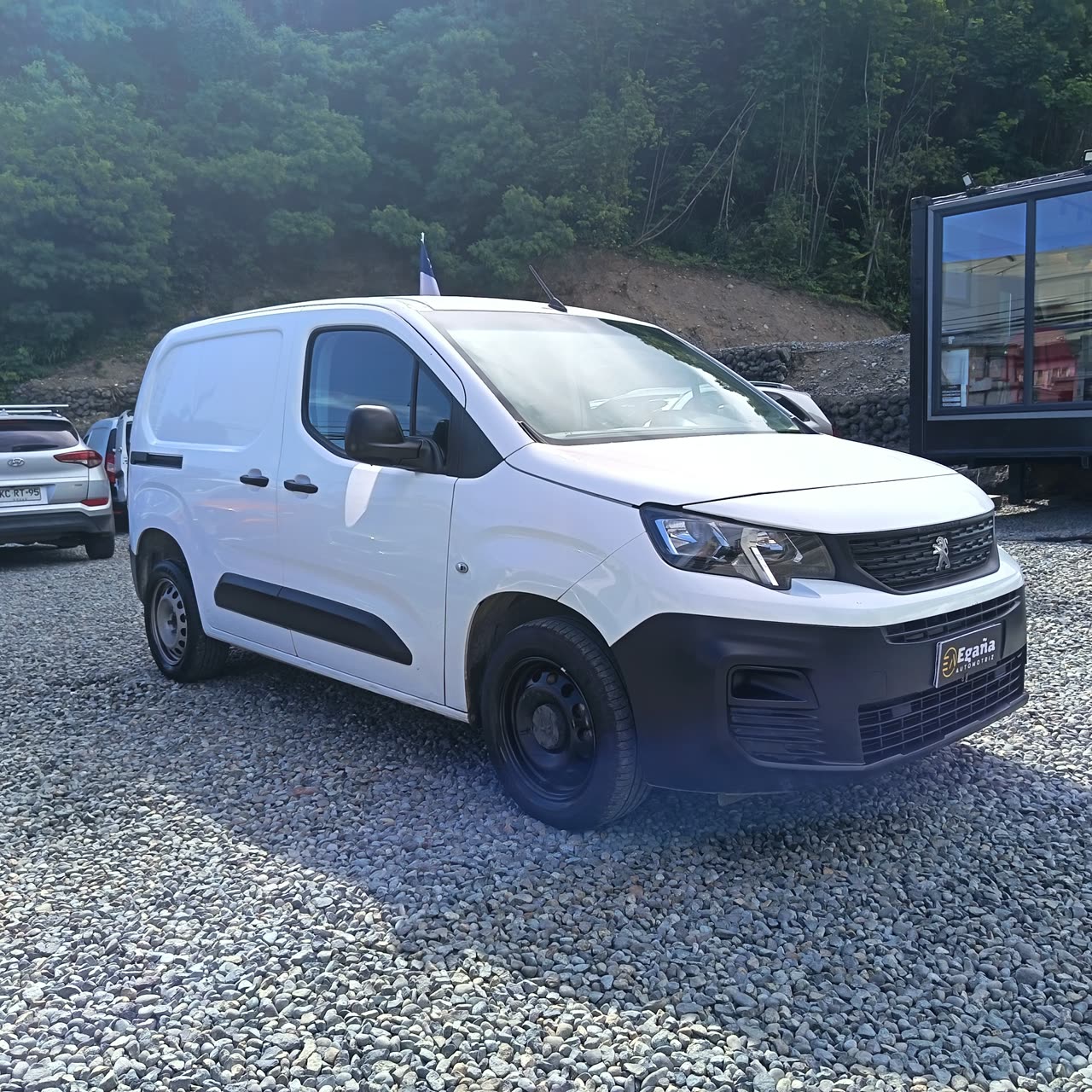 Peugeot Partner L1 — foto 8 de 14