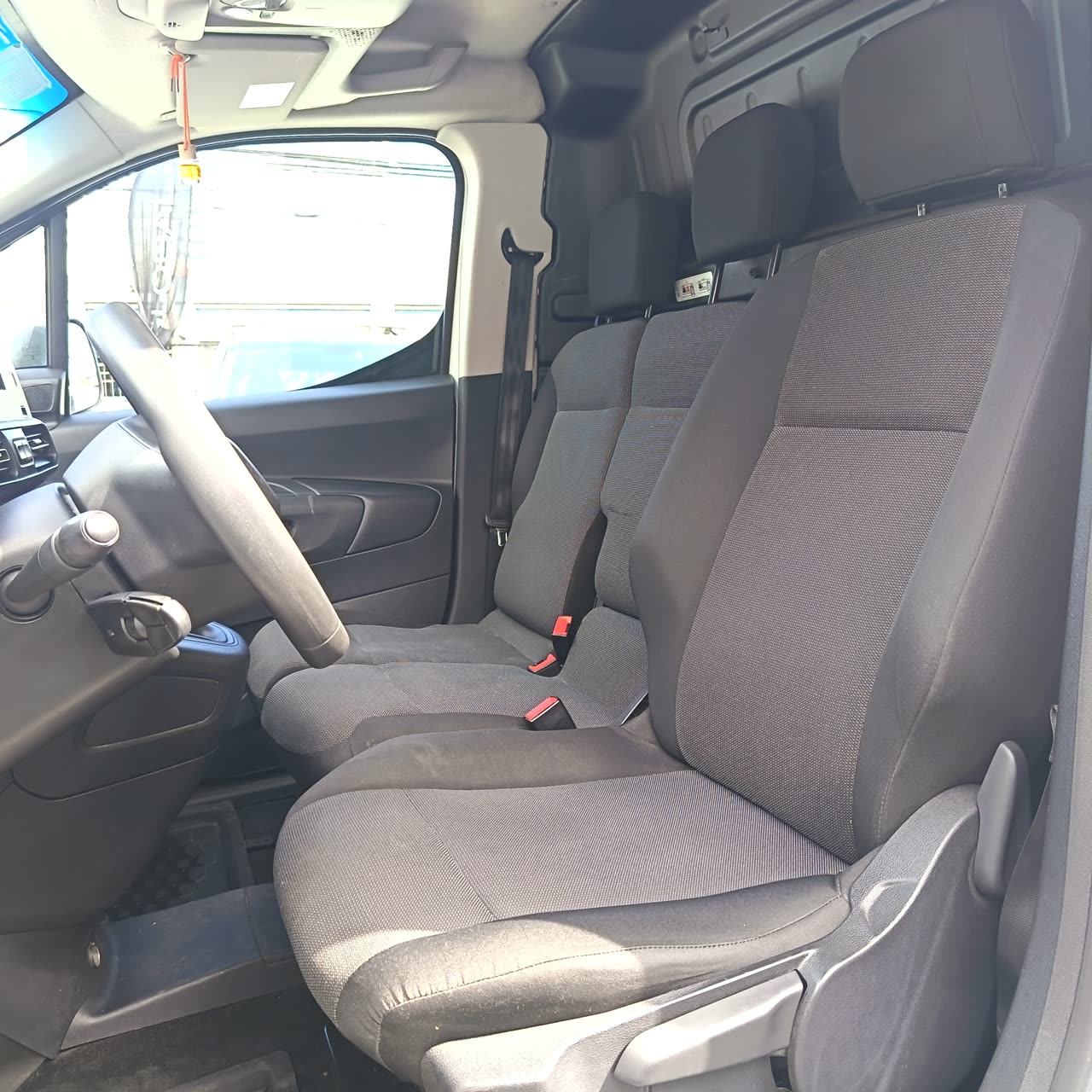 Peugeot Partner L1 — foto 14 de 14