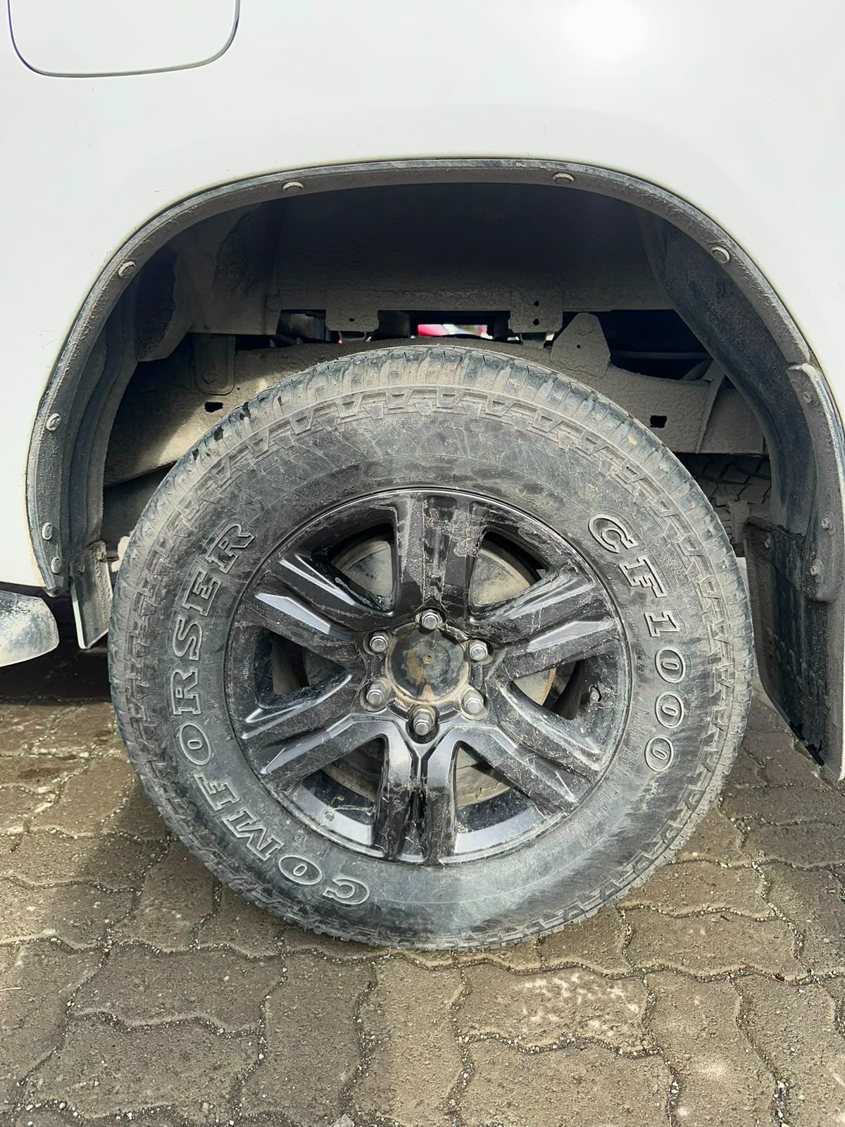 Toyota New Hilux — foto 5 de 12