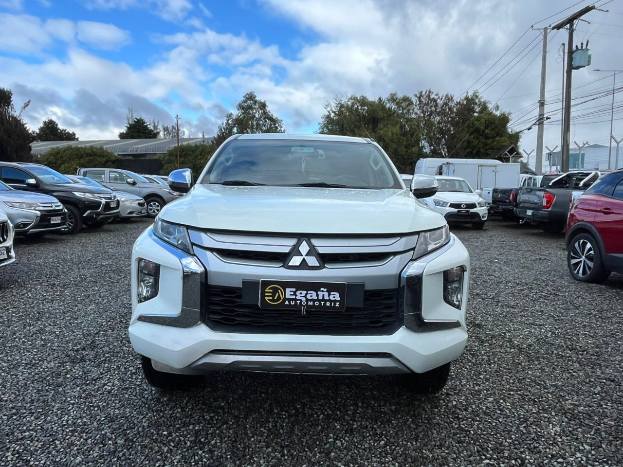 Mitsubishi L200 — foto 2 de 12