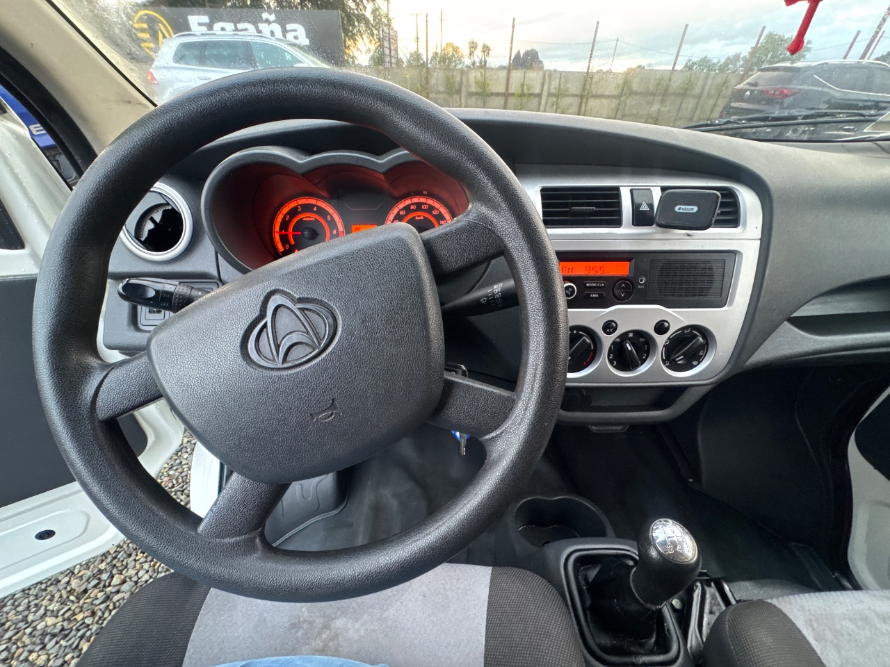 Changan Md201 Cargo Box Pick Up — foto 10 de 11