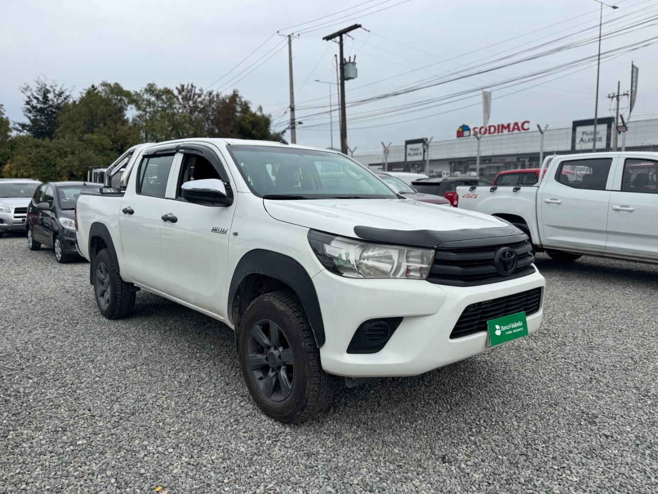 Toyota Hilux — foto 3 de 12