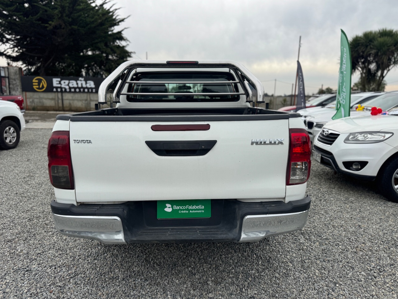 Toyota Hilux — foto 5 de 12