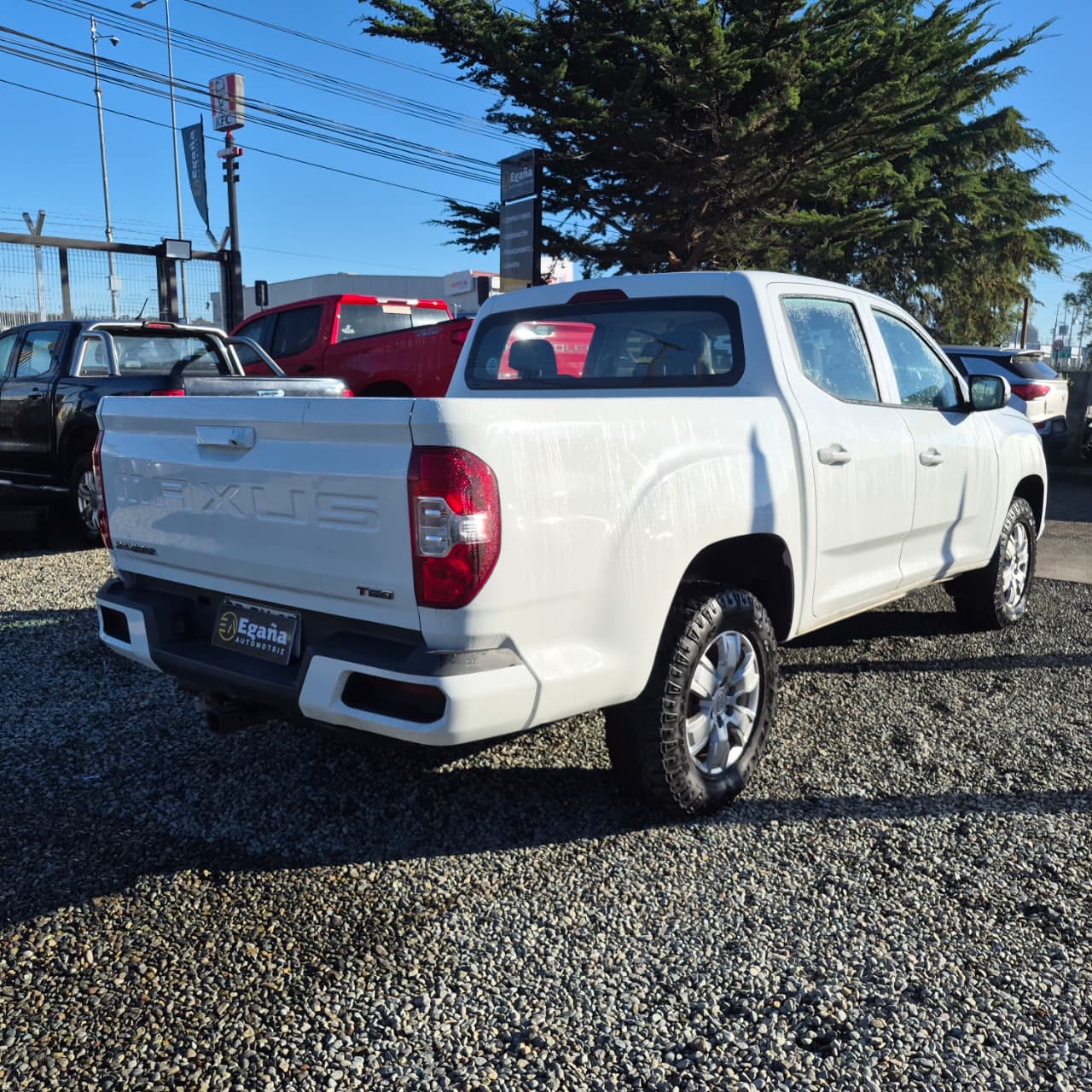 Maxus T60 — foto 5 de 13