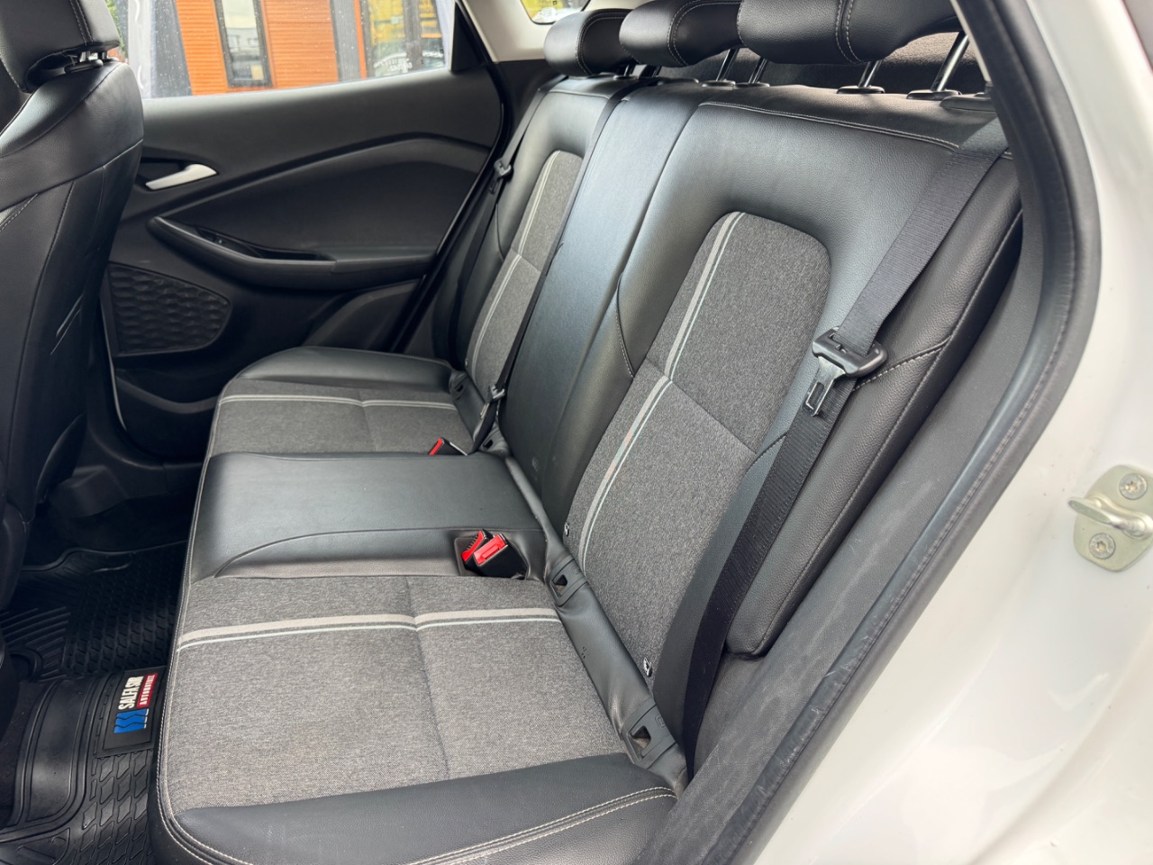 Chevrolet Tracker — foto 8 de 13