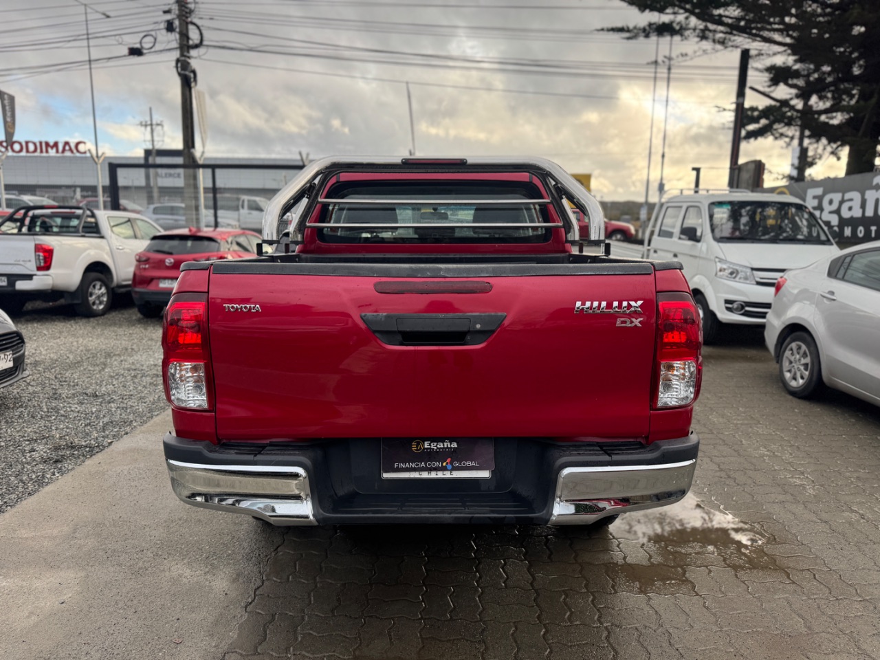 Toyota Hilux — foto 5 de 12
