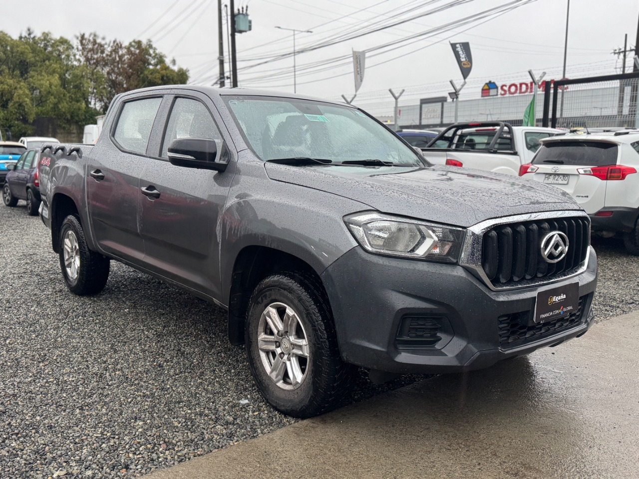 Maxus T60 — foto 3 de 13