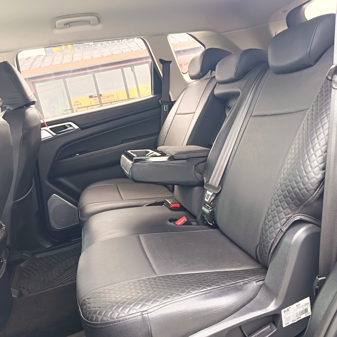 SsangYong Rexton — foto 5 de 15