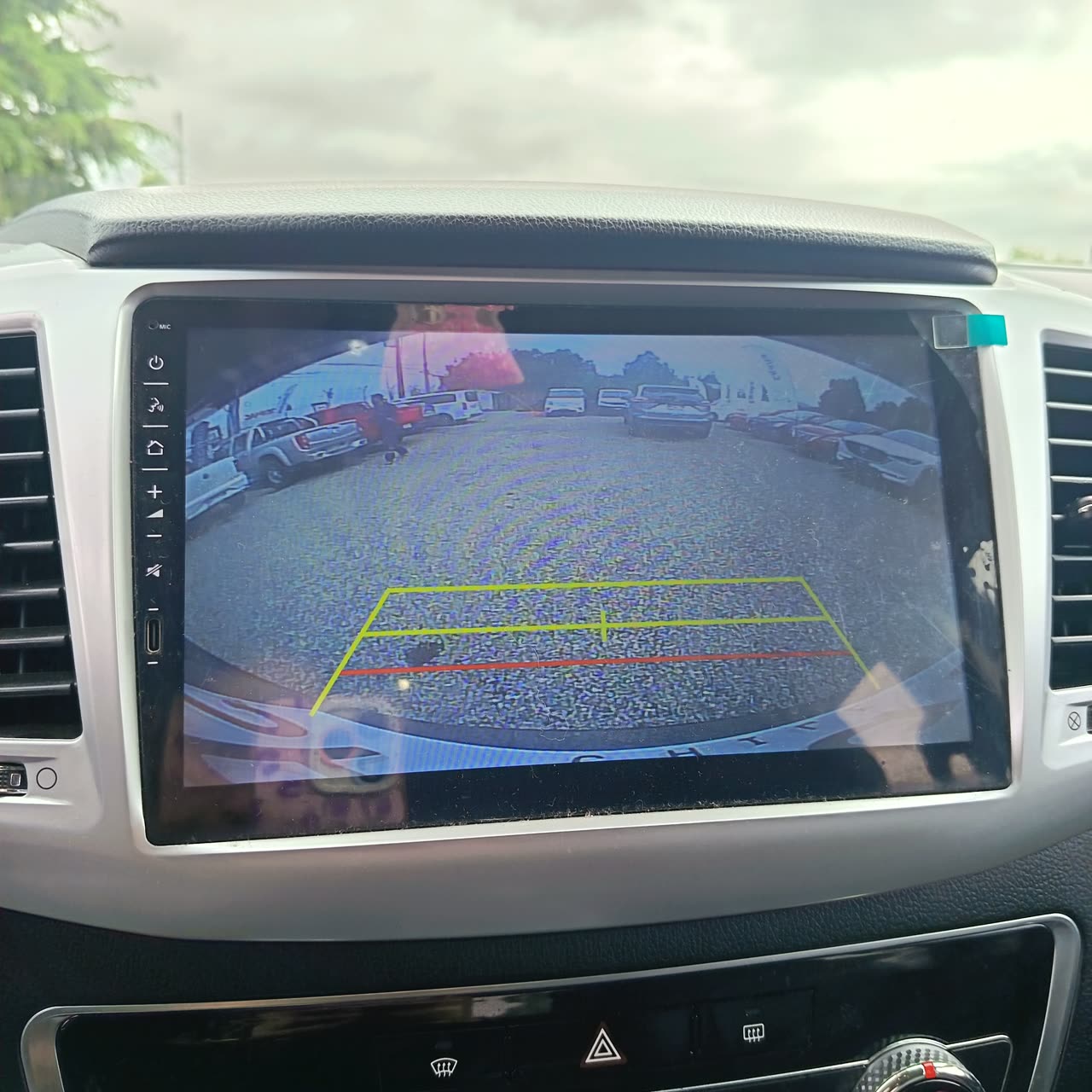 SsangYong Rexton — foto 8 de 15