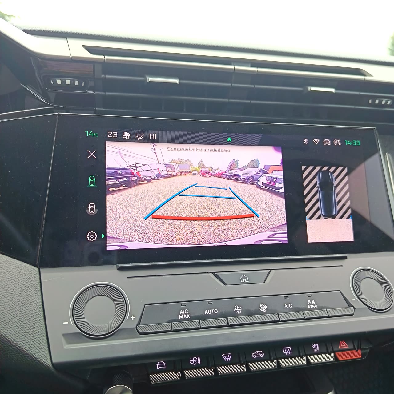 Peugeot 308 — foto 2 de 15