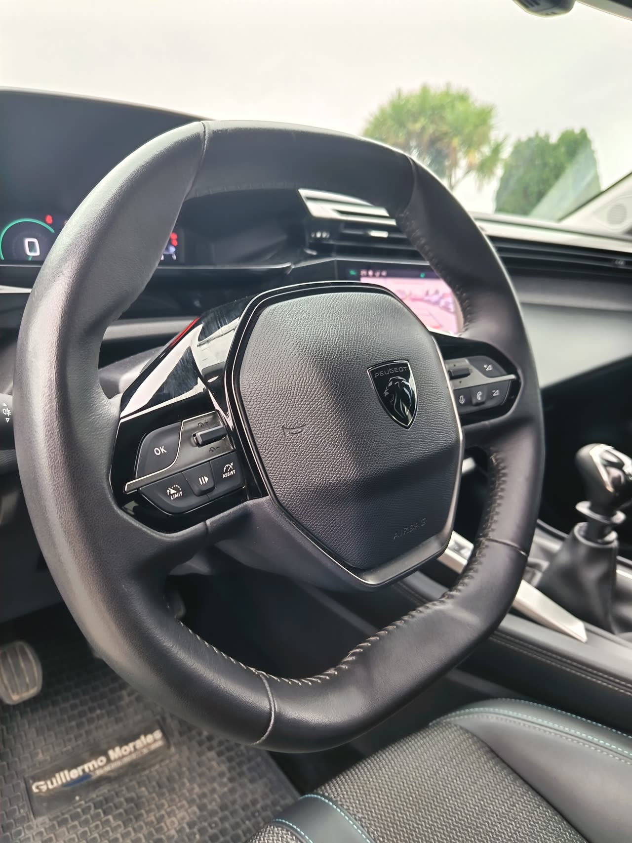 Peugeot 308 — foto 5 de 15