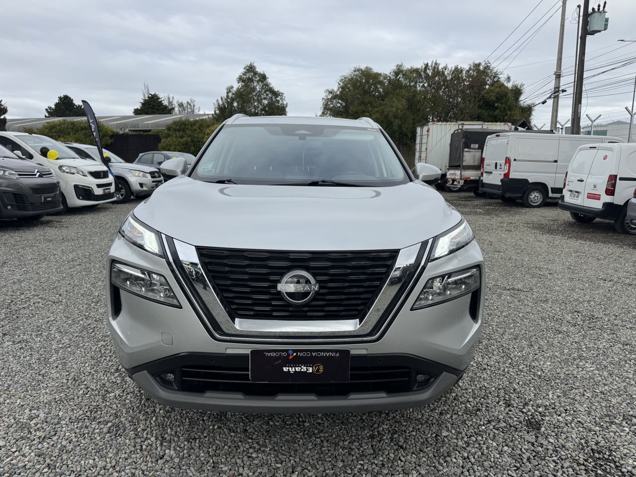 Nissan X-Trail — foto 2 de 15