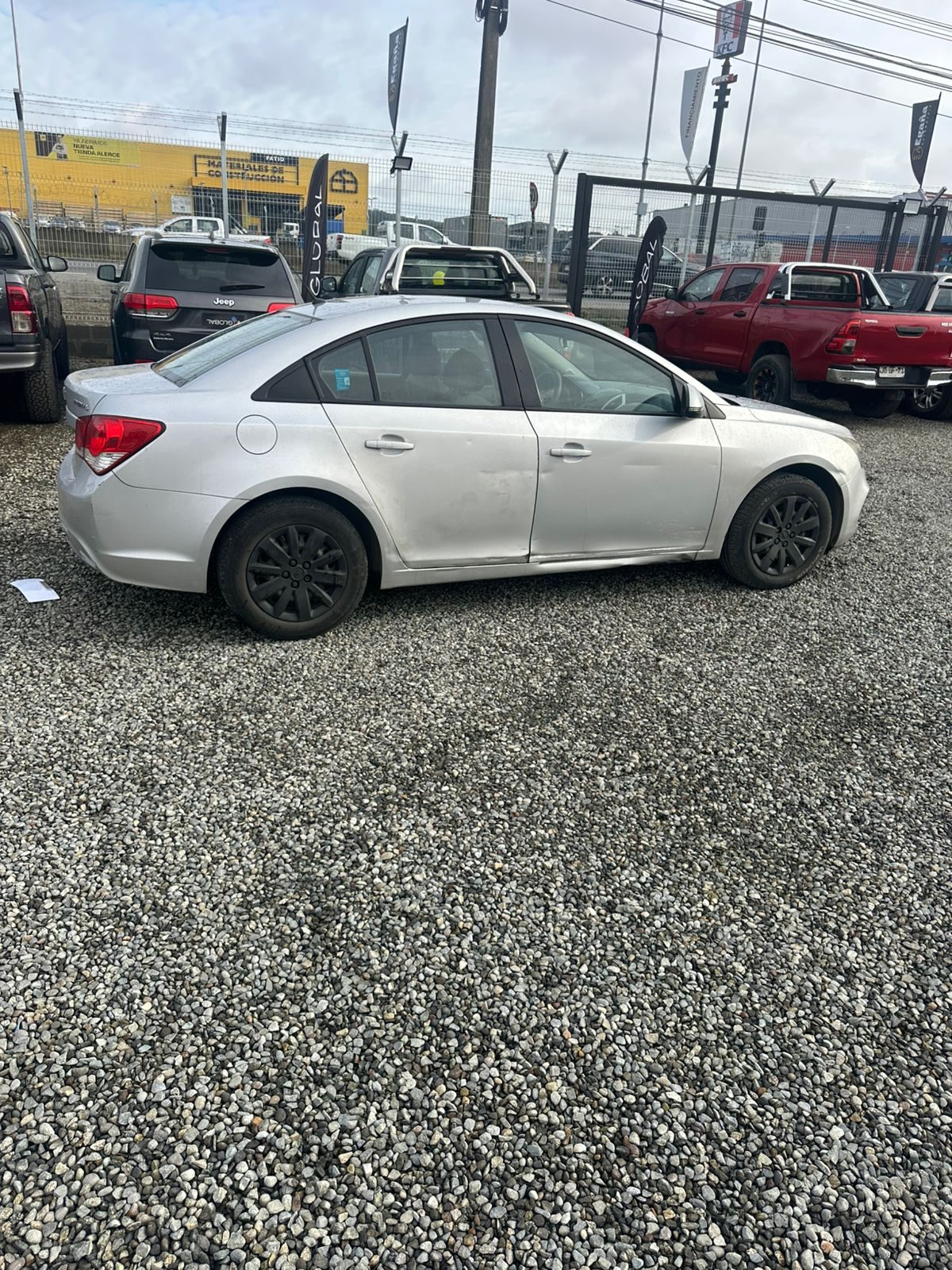 Chevrolet Cruze — foto 6 de 13
