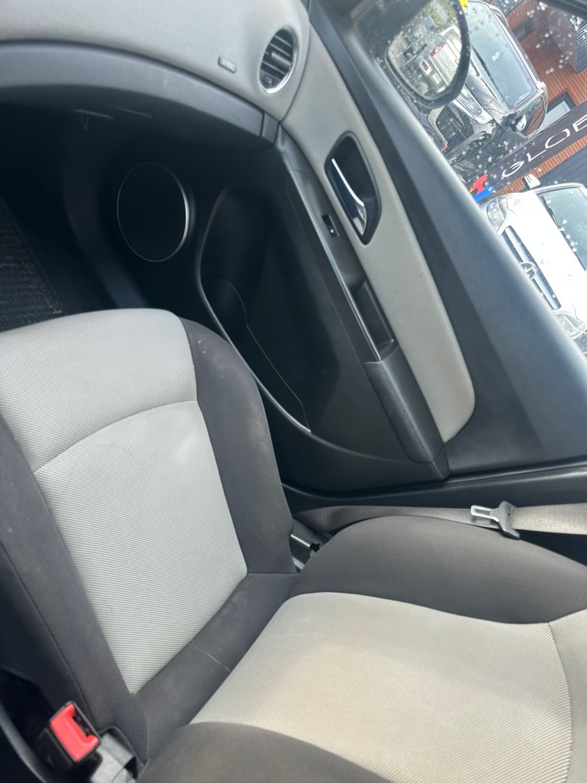 Chevrolet Cruze — foto 9 de 13
