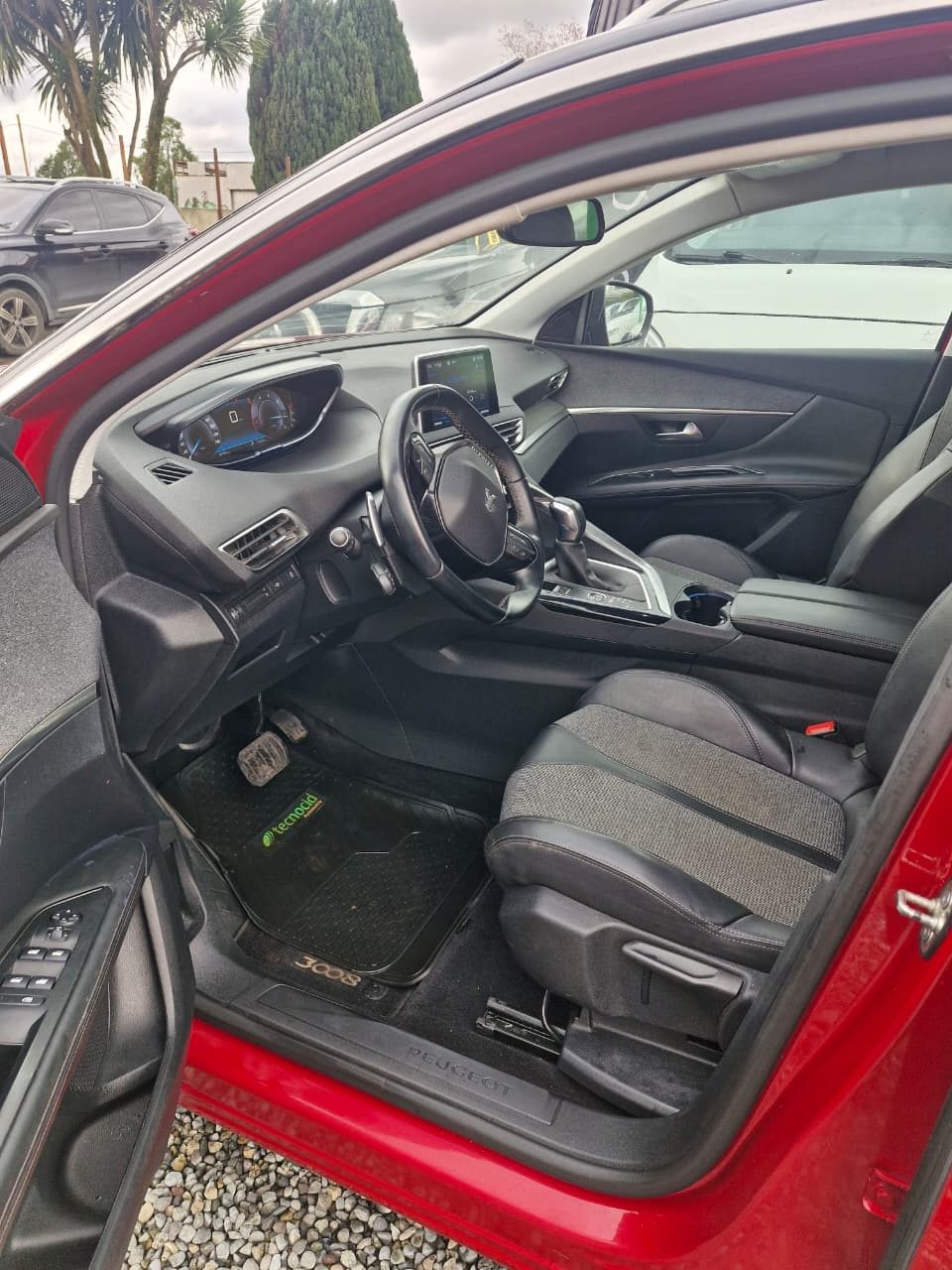 Peugeot 3008 Allure Blue Hdi — foto 6 de 12